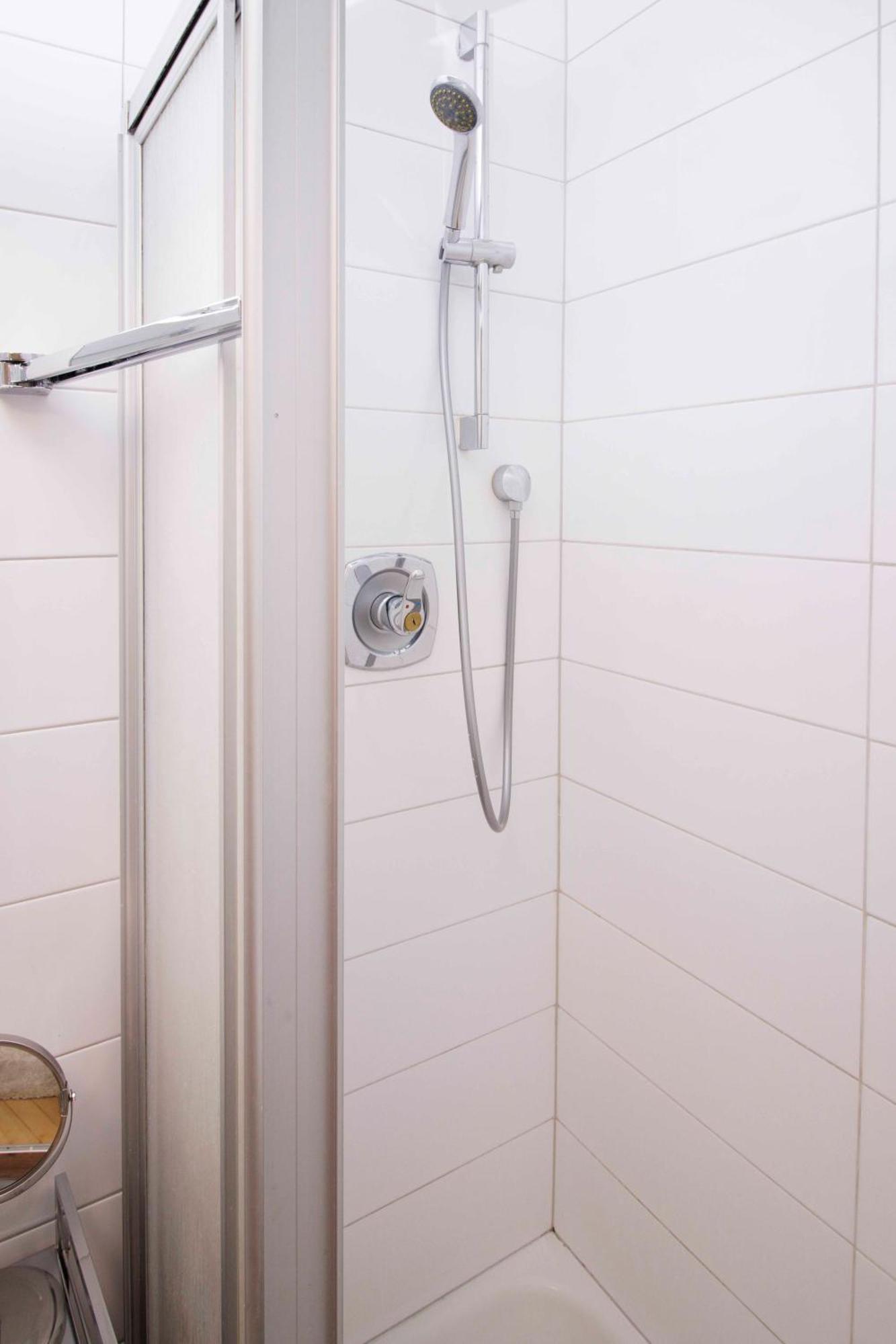 Apartmenthaus Rose พรุตซ์ ภายนอก รูปภาพ