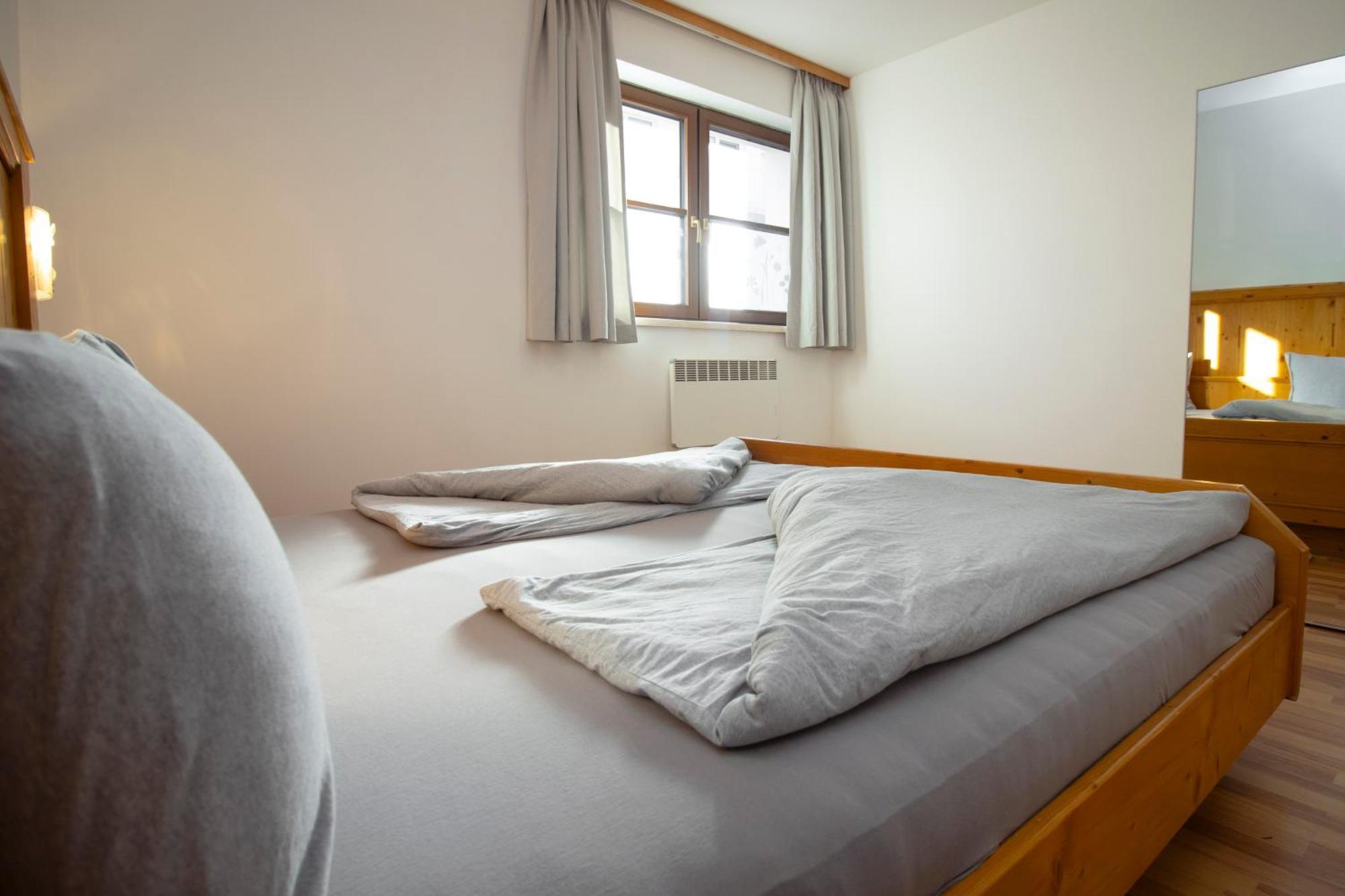 Apartmenthaus Rose พรุตซ์ ภายนอก รูปภาพ
