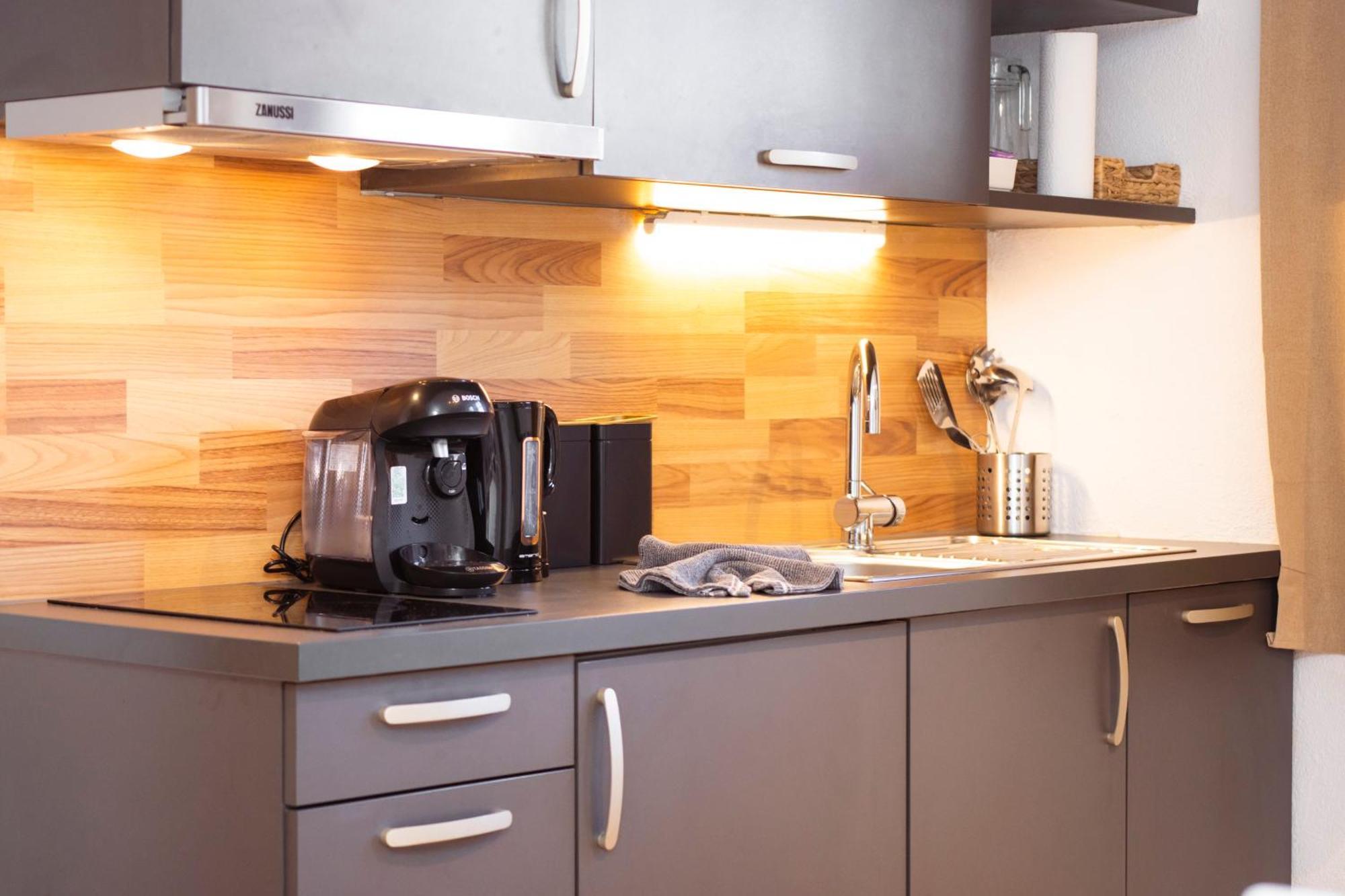 Apartmenthaus Rose พรุตซ์ ภายนอก รูปภาพ